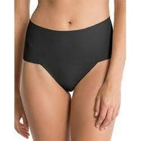 Overview image: SPANX UNDIE-TECTABLE STRING